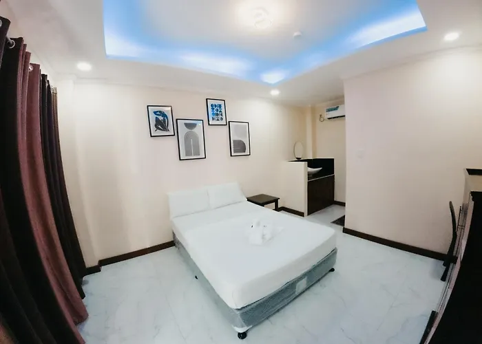 호텔 Balud White 4*