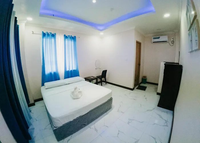 Balud White 4* 몰볼
